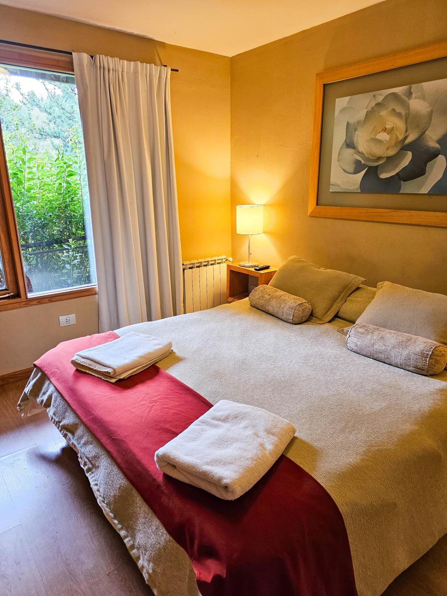 Das Rosenhaus Apart Hotel By Rosas Blancas San Martin de los Andes Room photo